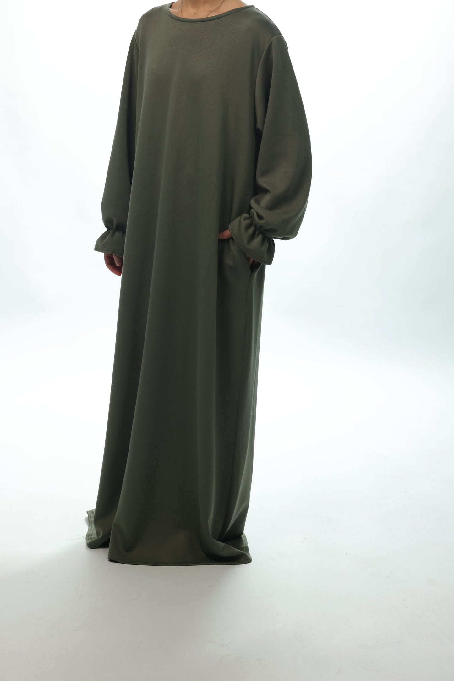 Abaya Nevin