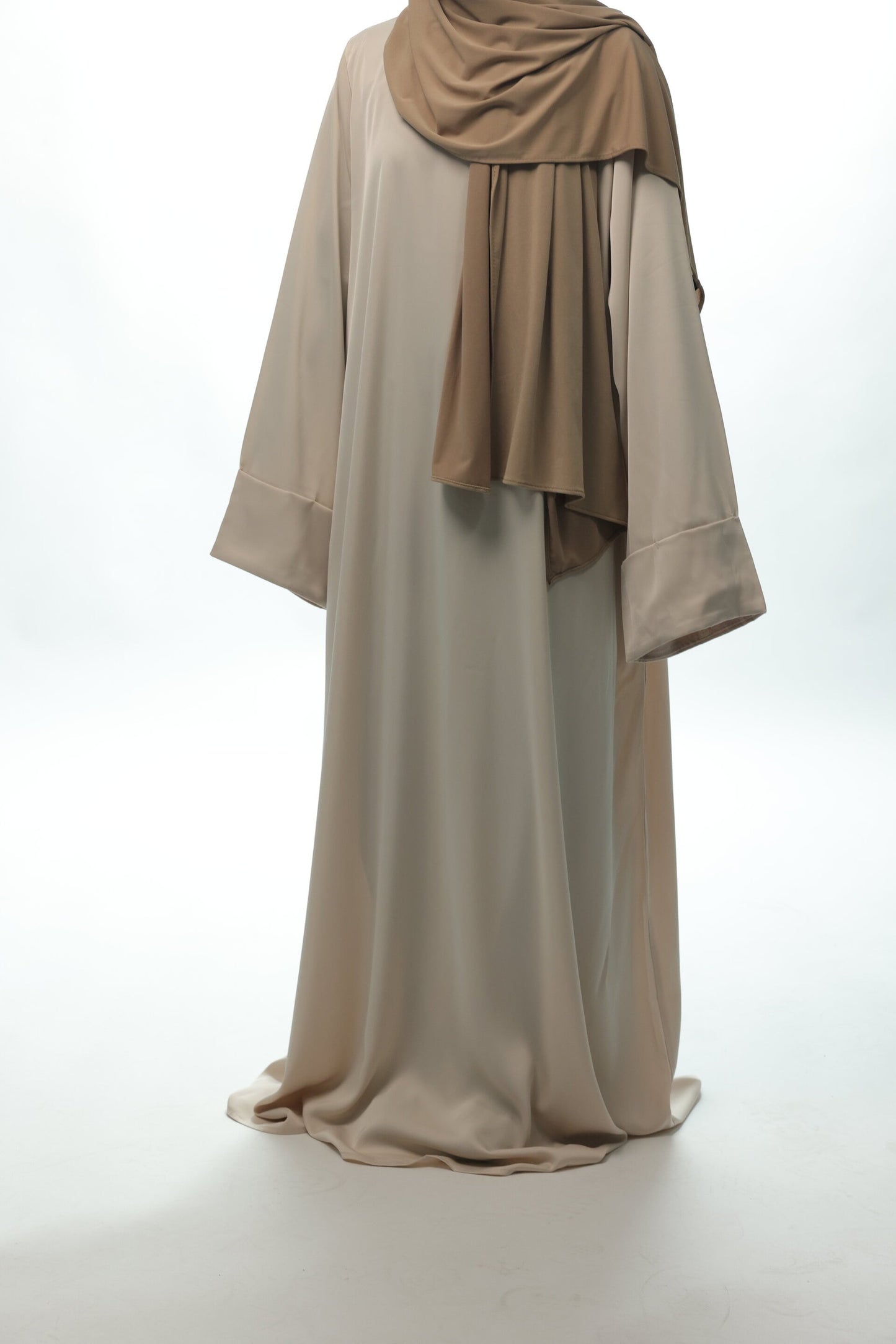 Abaya Amira