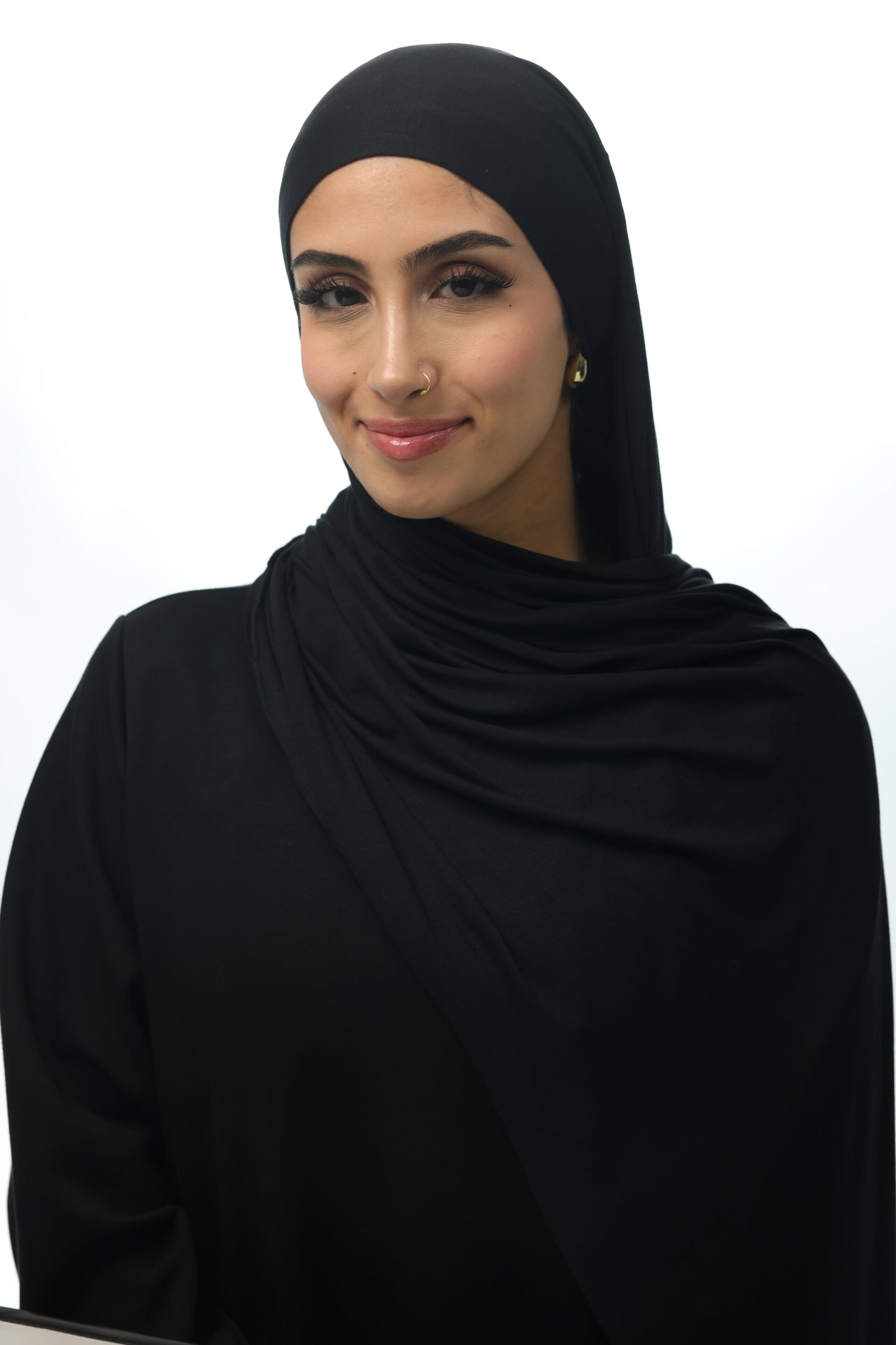 Hijab with integrated undercup